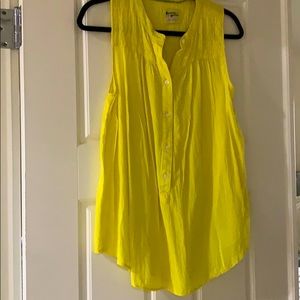 Anthropologie brand Holding Horses flowy yellow tank tunic